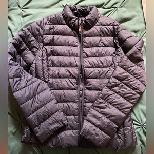 Black light weight Puffer